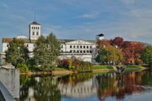 Wycieczka szkolna Warszawa i Łódź – 2 dni