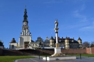 Wycieczka szkolna Łódź i Częstochowa – 2 dni